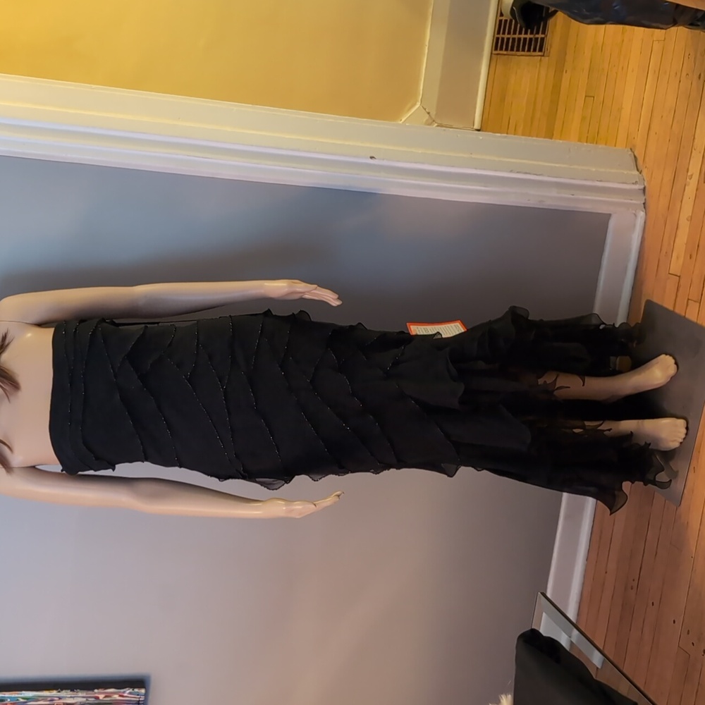 NWT TERANI COUTURE 100 SILK & Beaded  Black tiered ruffle cocktail dress gown 2